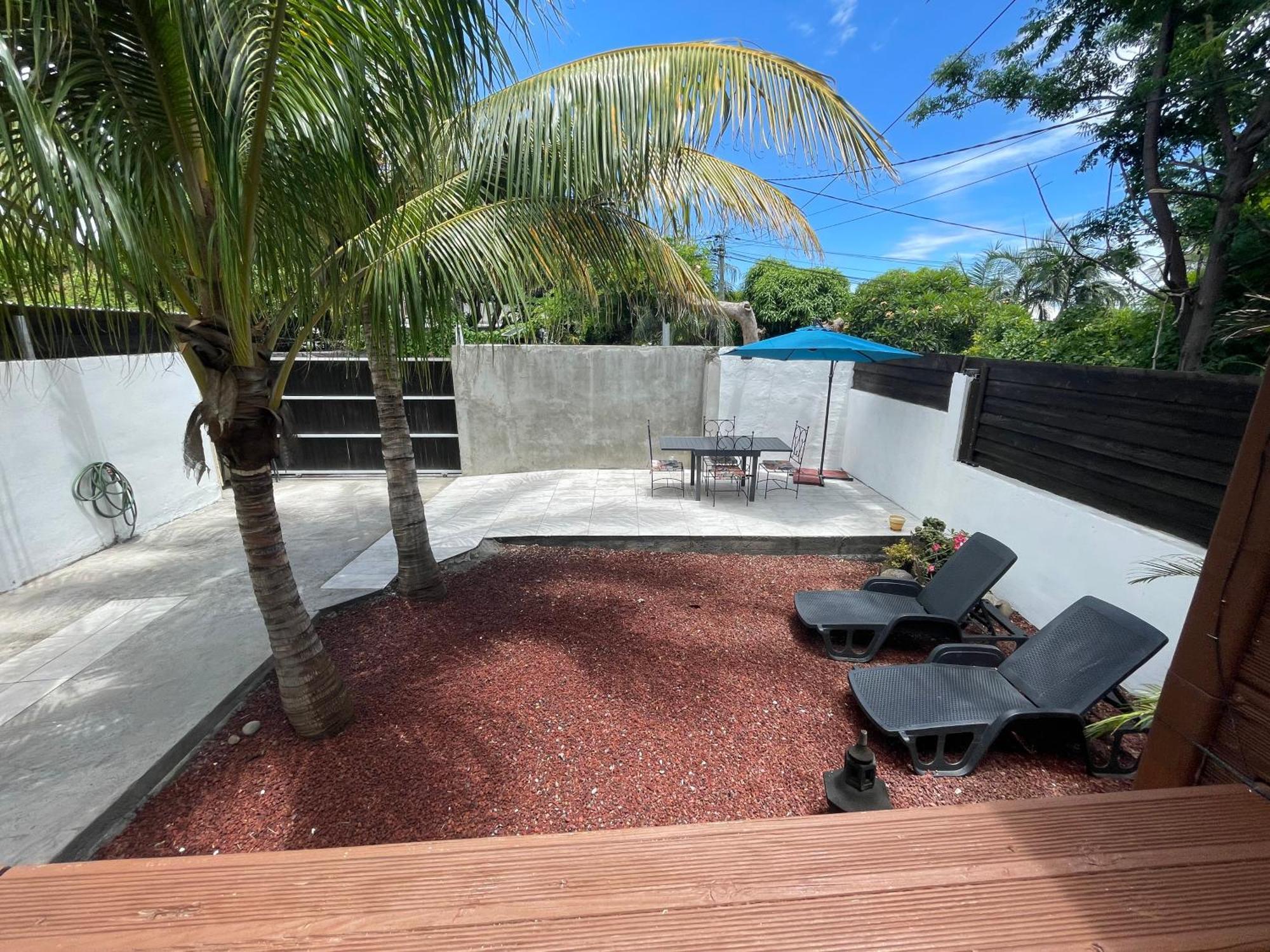 Villa Albizia 974 Avec Piscine Et Spa Saint Pierre Exterior foto